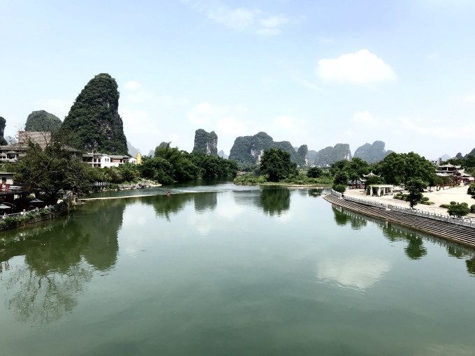 广西之光，高科技产品引领未来，科技革新生活体验